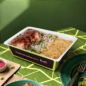 Sobrecoxa ao Molho com Creme de Milho e Arroz com Brócolis - 300g