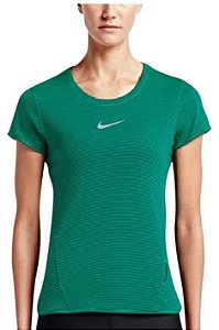 Camiseta Nike Aeroreact Feminina