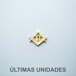 AP-018-D - Aplique Esquadro e Compasso Vazado Grande Dourado - 13 mm