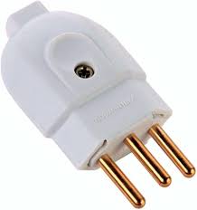 PLUGUE MACHO 20A 250V BRANCO TOMADA