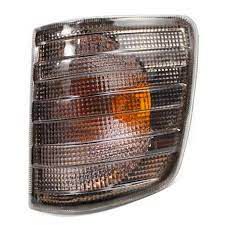 Lanterna de seta fume Mercedes Benz 1620 após 2000