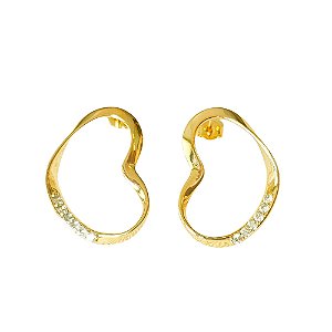 Brinco Coração Lateral Vazado