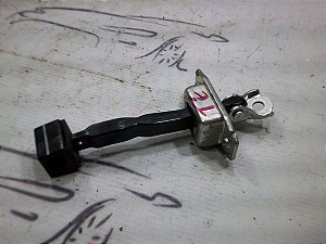 Limitador Porta Traseiro Esquerdo Mitsubishi Lancer 19/20