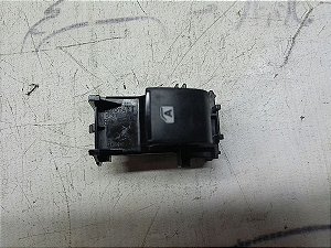 Comando Vidro Traseiro Esquerdo Yaris Xls 19/20