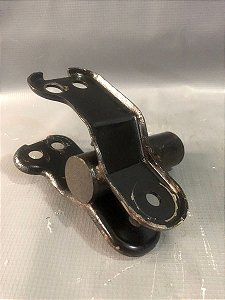 Suporte Contrapeso Bieleta Traseira Pajero Tr4 2.0 11/12