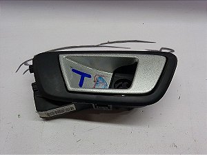 Maçaneta  Interna Traseira Esquerda New Fiesta 15 16 17 18