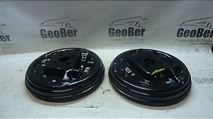 Par De Espelho Patins De Freio Nissan Versa 12 A 17