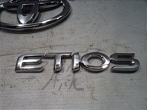 Kit Emblema Emblemas Tampa Traseira Toyota Etios X 2018 1.5