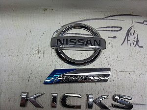 Kit Emblemas Tampa Traseira Nissan Kicks 2018 1.6 Original