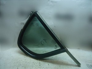 Vidro Vigia Oculos Traseiro Direito Peugeot 408 2012