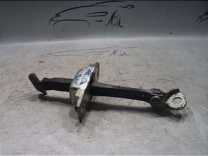 Limitador De Porta Traseiro Direito Toyota Corolla 16/17