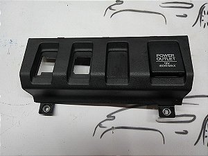 Moldura C. Plug 12 V Tomada Honda Hrv Hr-v 16 17 18 Original