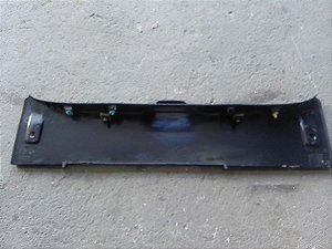 Acabamento Batente Porta Mala Peugeot 208 14/15 1.6 16v