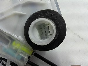 Fechadura Porta Traseira Esquerda Yaris 2023 165km Rodado