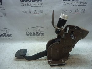 Pedal De Freio Sandero Stepway 1.6 8v 15/16 Manual