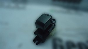 Botao Comando De Vidro Traseiro Direito Nissan March 2018
