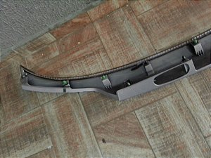 Aplique Tampa Traseira Porta Malas Honda Hrv Hr-v 16 17 18