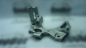 Suporte Compressor Ar Condicionado Nissan March 2018 1.6 Aut