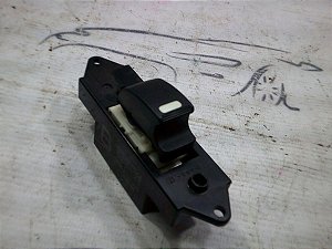 Botao Comando Vidro Traseiro Esquerd Mitsubishi Lancer 19/20