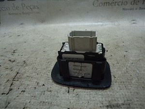 Botao Comando Vidro Traseiro Esquerdo Peugeot 2008 17/17