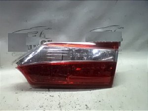 Lanterna Direita Porta Malas Toyota Corolla 2016