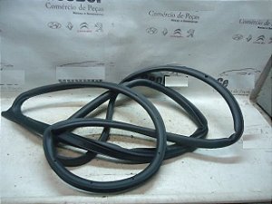Borracha Contorno Da Porta Dianteiro Direito Ecosport 16/17
