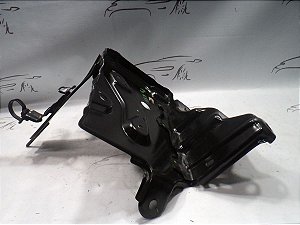 Base De Ferro Da Bateria Toyota Etios 17/18 Original