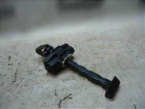 Limitador Da Porta Dianteira Direita Renault Captur 18/19