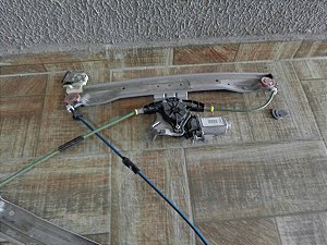 Maquina E Motor Vidro Dianteiro Direito Aircross 1.6 18/19