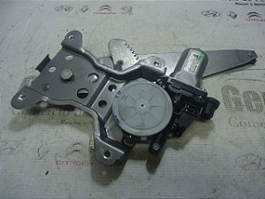 Maquina E Motor Vidro Traseiro Direito Toyota Etios 14/14