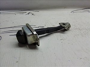 Limitador Porta Dianteira Direita Nissan Kicks 2018 Original