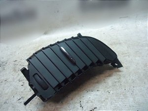 Difusor De Ar Central Lado Esquerdo Renault Captur 18/19