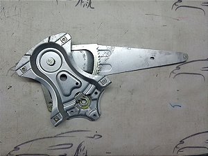 Maquina Vidro Traseiro Direito Yaris Xls 19/20
