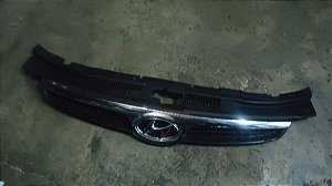 Grade Frontal Superior Com Detalhes Hyundai I30 09/10