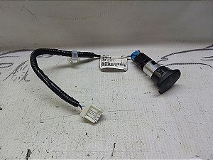 Tomada Plug 12v Com Chicote Nissan Kicks 19/20 Original