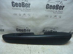 Moldura Comando Vidro Puxador Diant Dir Honda Hr-v Hrv