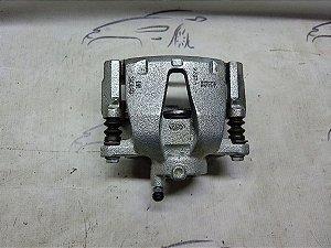 Pinça Freio Dianteiro Esquerdo Yaris Xls 19/20 Original