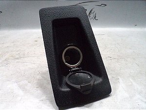 Plug Tomada 12v Com Moldura Toyota Corolla Corola 16/17 Xei