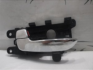 Maçaneta Interna Dianteira Esquerda Kia Cerato 1.6 16v 16/17