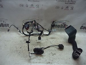 Chicote Porta Dianteira Direita New Fiesta Mexicano 11 A 13