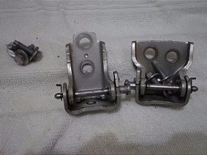 Par Dobradiças Porta Tras Esq Citroen C3 Mod Novo Tendance