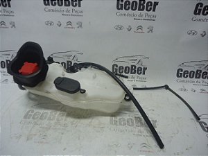 Reservatorio Agua Parabrisa C/ Motor Esg Sandero 2016