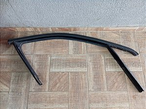 BORRACHA CONTORNO VIDRO DIANTEIRO DIREITO JEEP COMPASS 2021