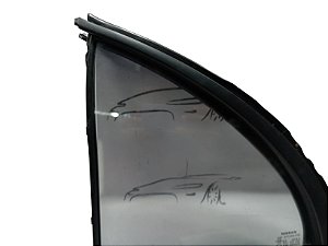 VIDRO VIGIA TRASEIRO ESQUERDO NISSAN MARCH 17 18 19 20