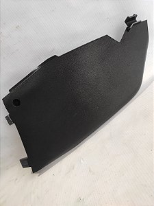 ACABAMENTO LADO DIREITO CONSOLE CENTRAL PEUGEOT 2008 18/19