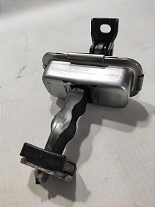 LIMITADOR PORTA DIANTEIRA ESQUERDA PEUGEOT 2008 18/19