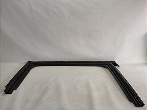 BORRACHA CONTORNO VIDRO TRASEIRO DIREITO PEUGEOT 2008 18/19