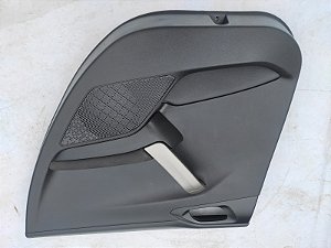 FORRO LATERAL PORTA TRASEIRA DIREITA PEUGEOT 2008 18/19