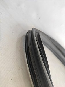 BORRACHA PORTA TRASEIRA DIREITA PEUGEOT 2008 18/19 1.6 16V