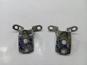 PAR DOBRADIÇAS PORTA DIANTEIRA ESQUERDA NISSAN VERSA 2018